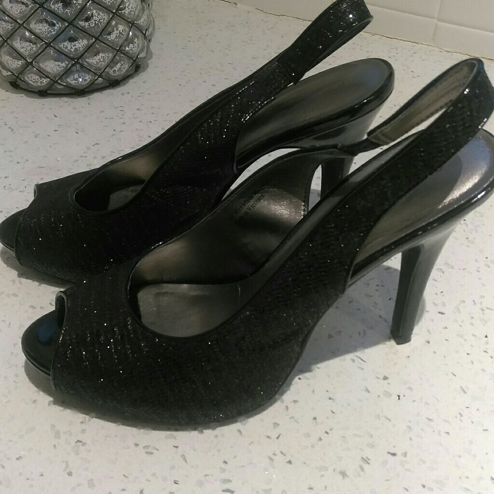 Women's shoes